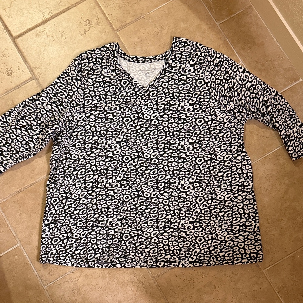 Jessica London 26/28 Women's Black and White Patterned Top